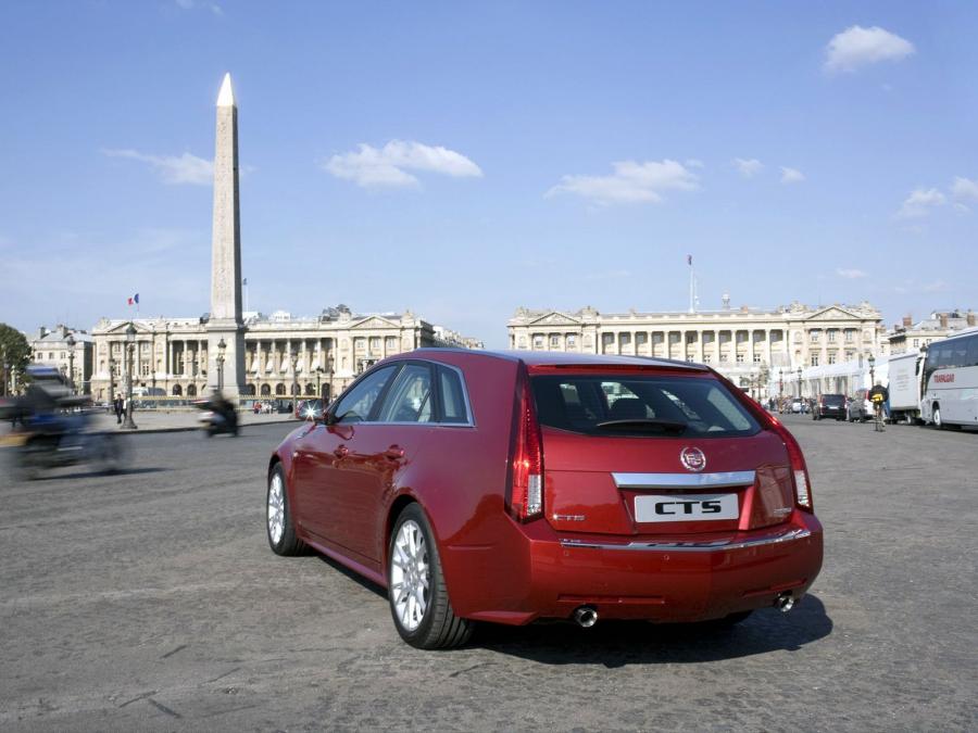  Cadillac CTS Sport Wagon 2009 года  (фото 6 из 28)